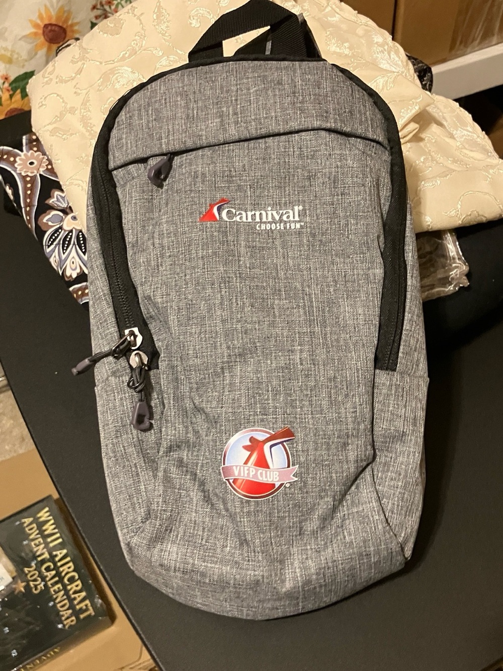 Gray Men's Everyday Backpack